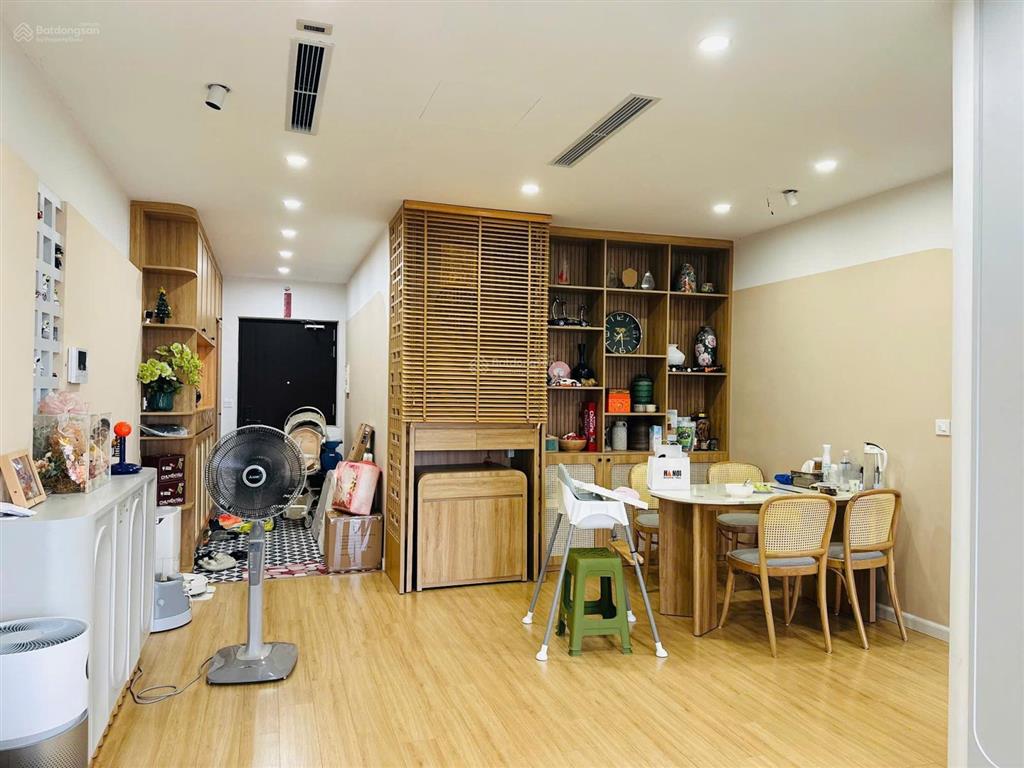Chính chủ cần bán gấp 3 ngủ felizhomes . giá 10 tỷ thương lượng sâu  0868 657 ***