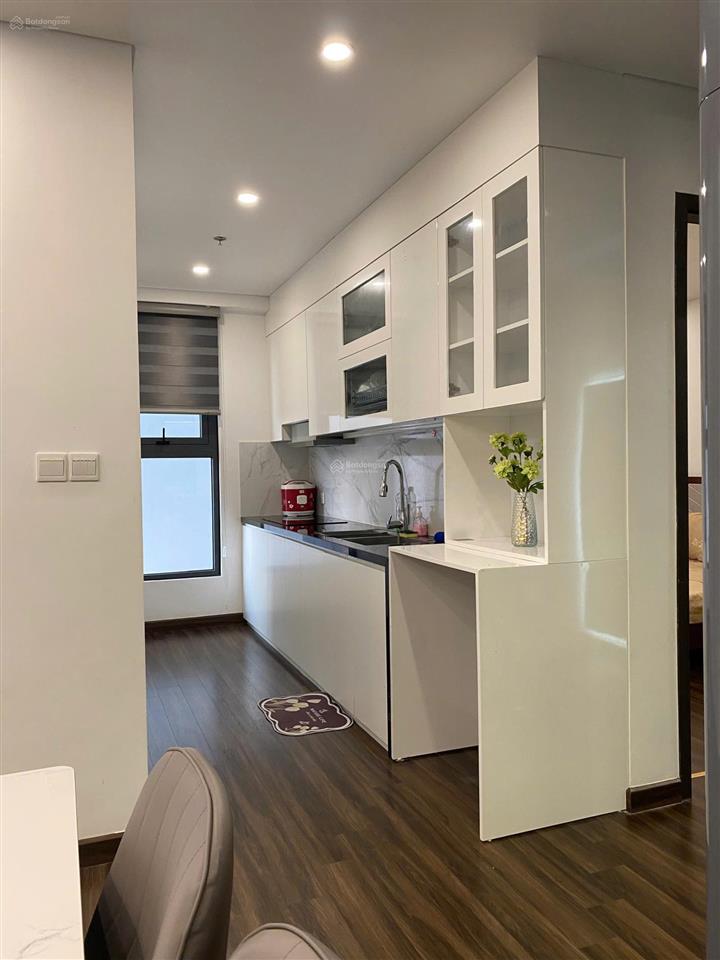 Cho thuê căn 1 ngủ full đồ hoàng huy grand tower 2a sở dầu, giá 9 triệu bao phí