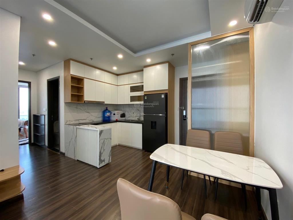 Cho thuê căn 2 ngủ full đồ hoàng huy grand tower 2a sở dầu giá 9 triệu/tháng