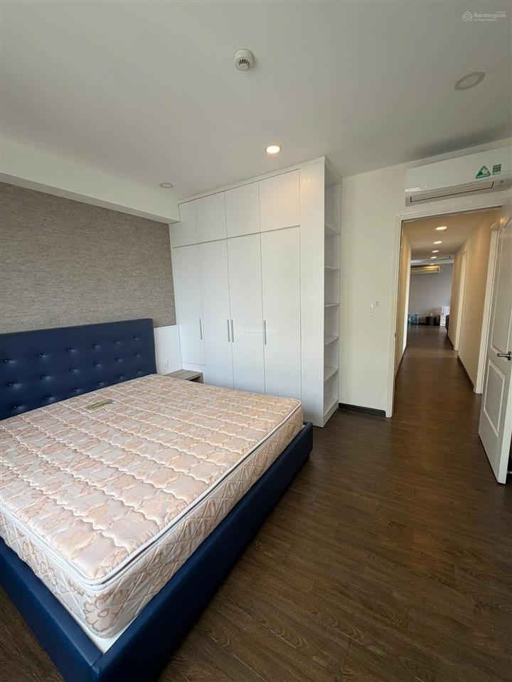 Bán chung cư cao cấp phú mỹ hưng  hưng phúc lầu cao view công viên thoáng mát có sông phía xa xa