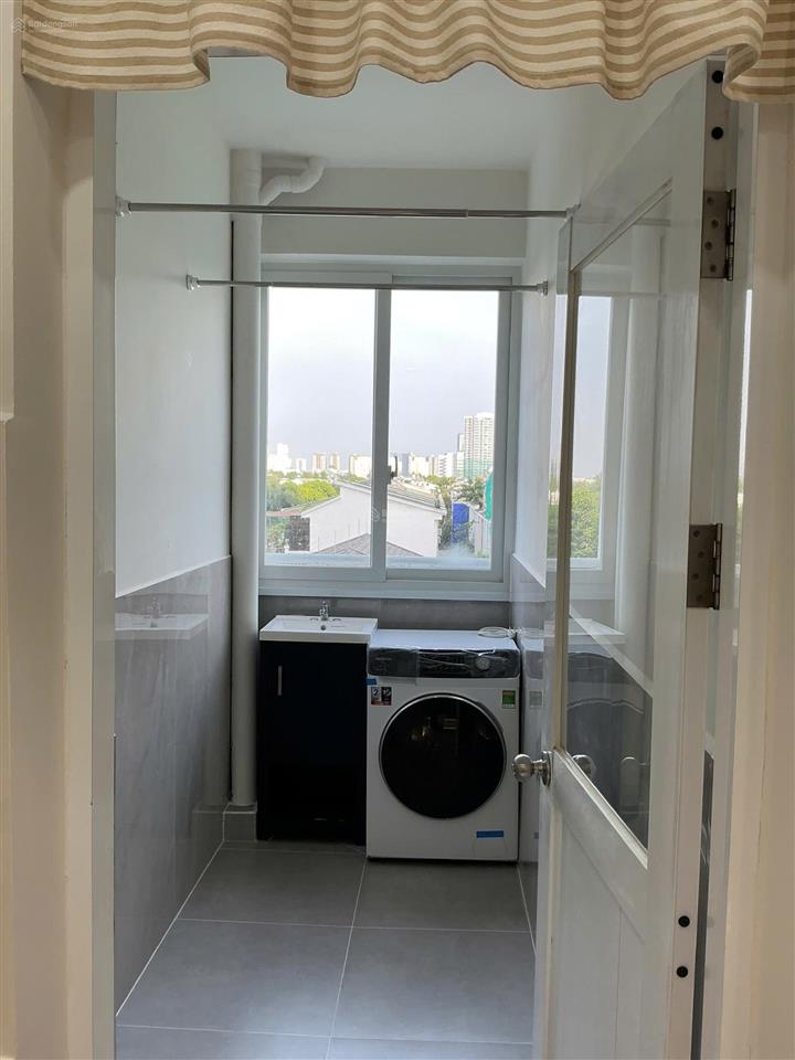 Bán chung cư sunrise riverside lầu cao, nhà đẹp