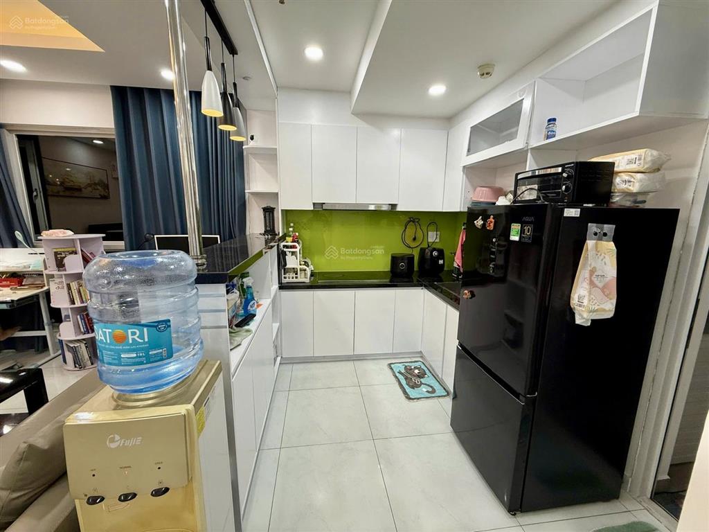 Bán gấp căn hộ cosmo city  quận 7
