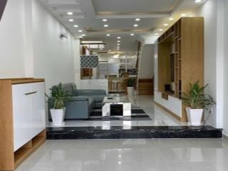 Khách kẹt tiền ngân hàng bán giá tốt căn nhà hẻm xe hơi qua lại thoải mái