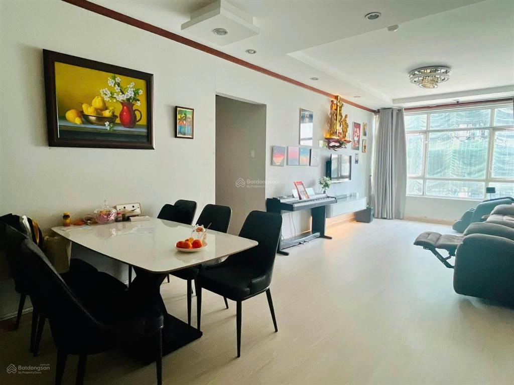Bán căn hộ hoàng anh gold house  tầng 3