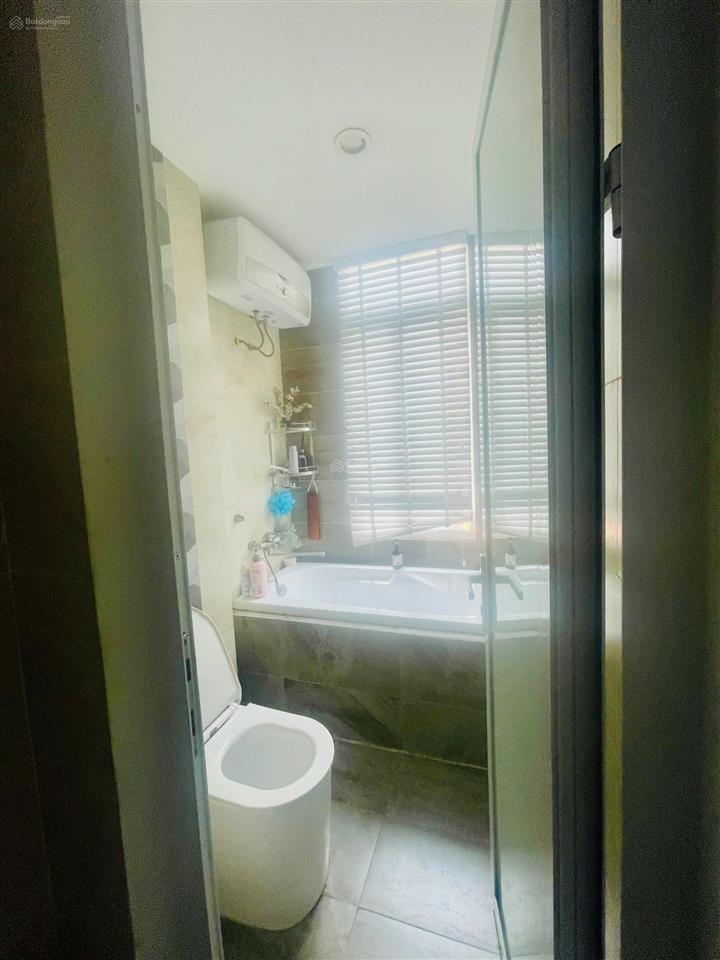 Kẹt tiền bán nhanh căn hộ thuận việt 98m² giá 6,2 tỷ.