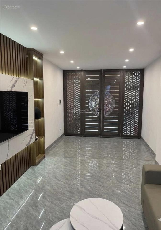 Siêu phẩm oto tránh trần đại nghĩa. 36 m2 x 5 tầng nhỉnh 8 tỷ có tl