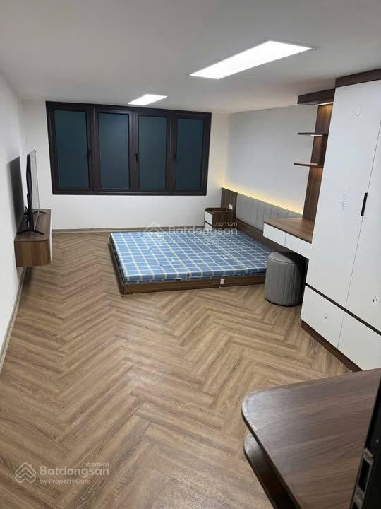 Siêu phẩm oto tránh trần đại nghĩa. 36 m2 x 5 tầng nhỉnh 8 tỷ có tl