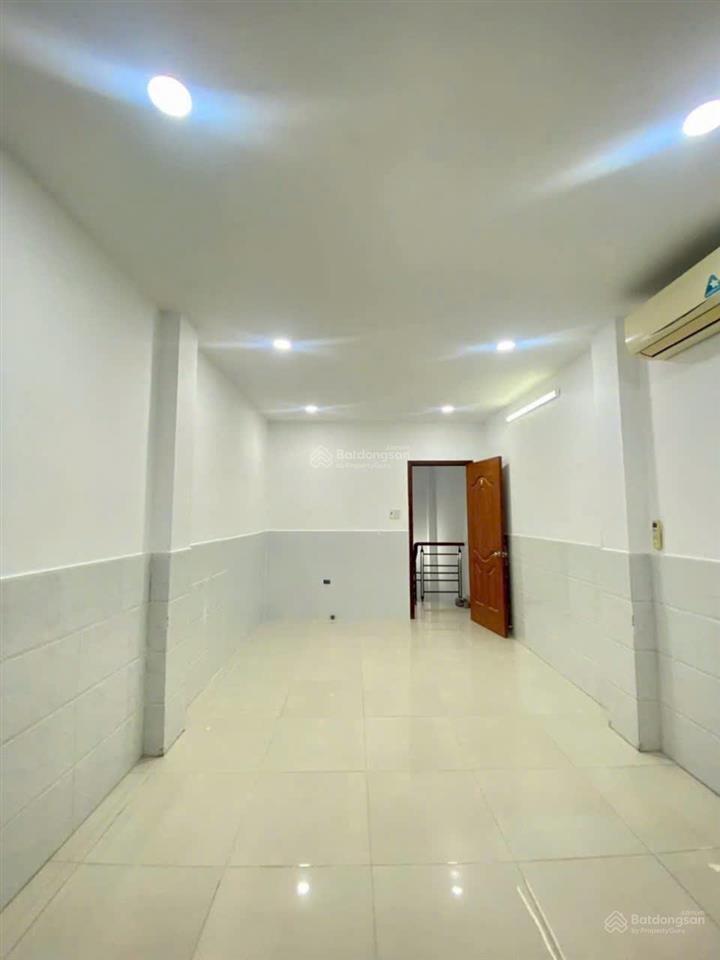 Bán nhà sát hxh lê văn sỹ, quận 3, dt đất 75m² giá hơn 8 tỷ