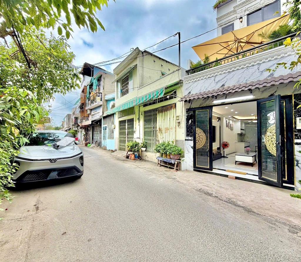 Chỉ 3,35 tỷ  cách 1 căn ra hẻm ô tô tô hiến thành, quận 10  dt 3m x 10m (29m²)