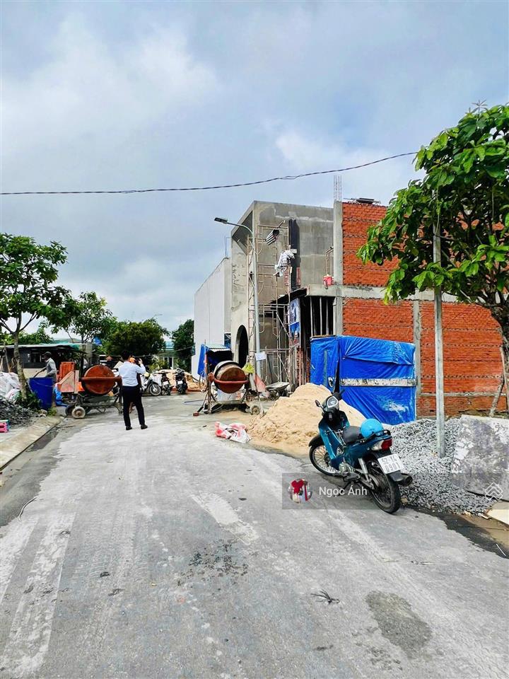 Bán nhanh lô đất full thổ 80m2 xã tân phú trung, củ chi, kdc hiện hữu, shr, giá 1,6 tỷ