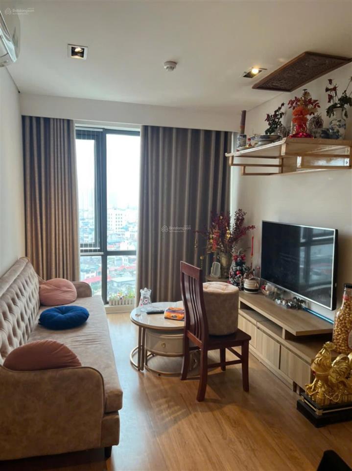 Chính chủ bán căn 2 ngủ 70m2 full đồ chung cư mipec riverside long biên giá 7 tỷ  0825 475 ***