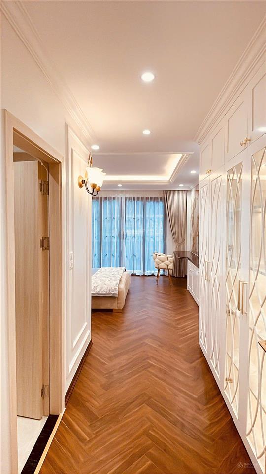 Siêu phẩm nhà mới 7t thang máy sát mặt phố ô tô vào nhà qu hoàng mai hn 47 m mt 4,2m kinh doanh