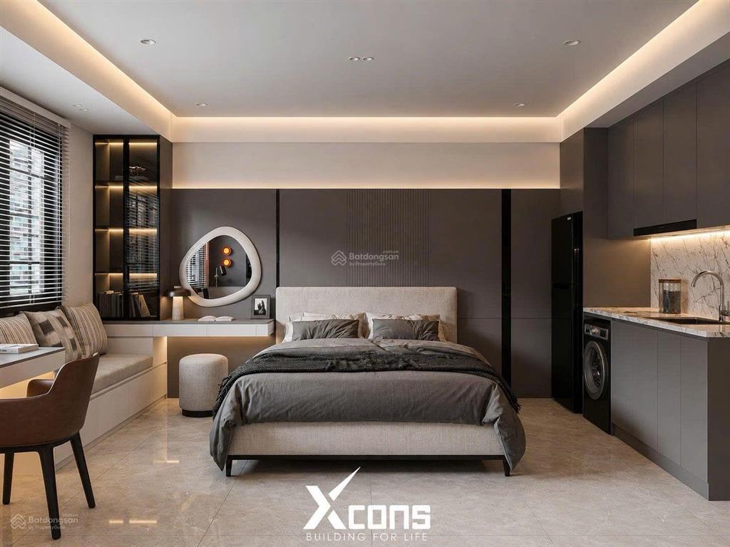 Nhà xây mới cách mặt phố 60 m, có sân để xe  dt 50m2  6 tầng t.máy mt 4m khâm thiên đống đa hn