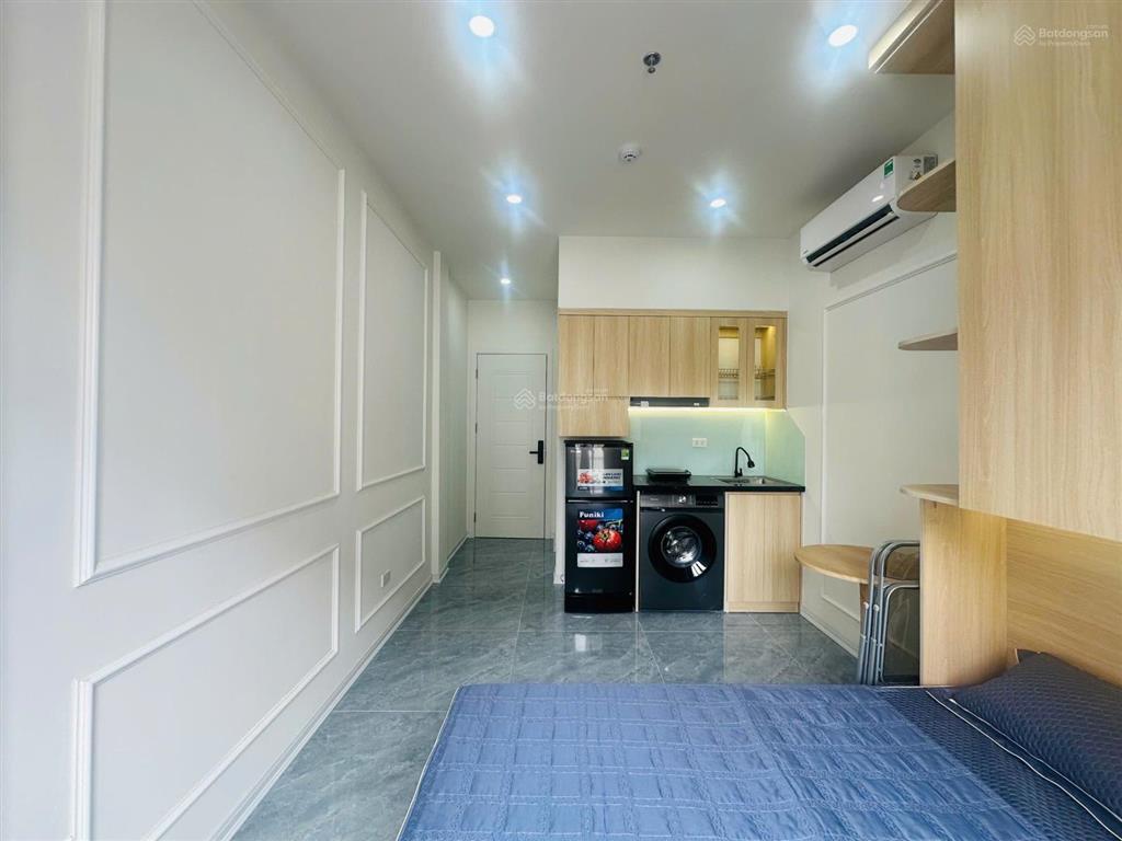 Bán tòa dòng tiền ccmn x mới 7 t t máy 82m mt 5m 24 tỷ, ngõ rộng cách m phố 15 m ng an ninh hbt hn