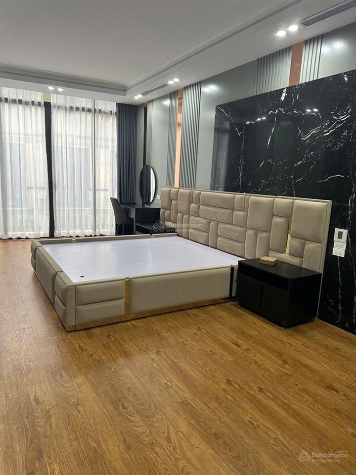 Bán nr 40m2, 3pn, 4wc tại phường giáp bát, quận hoàng mai, hà nội, giá cực chất 12,7 tỷ vnd