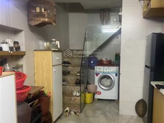 Bán nr tại khâm thiên, giá siêu hời 3,3 tỷ, 18m2, 3pn, 4wc, 4 tầng