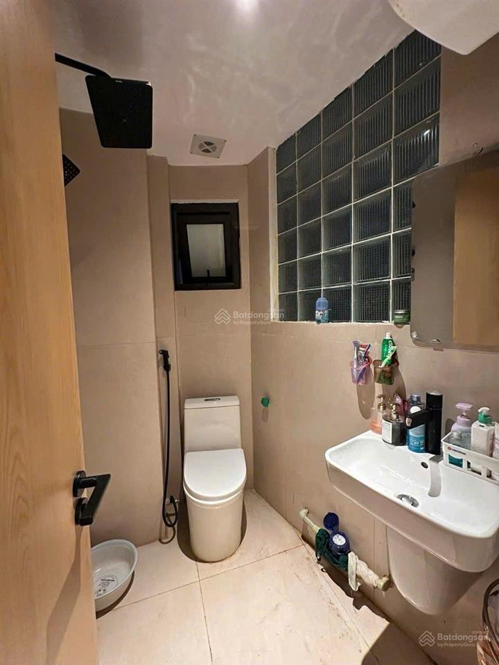 Bán nr đẹp tại khâm thiên, 1,5tỷ, 11m2, 4 tầng, 3pn, 4wc