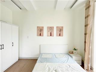 Phòng ngủ 45m tách bếp thang máy full nội thất cộng hòa ngay etown tân bình