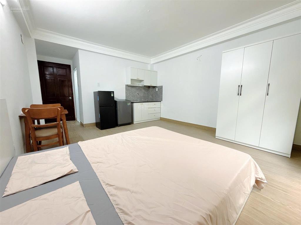 Khai trương phòng mới. ở liền full nội thất mới hoàng văn thụ cách quận 1 chỉ 5 phút.