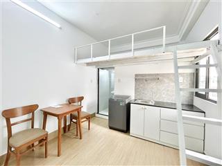 Phòng mới duplex 30m cộng hòa ngay e town 2. ở liền