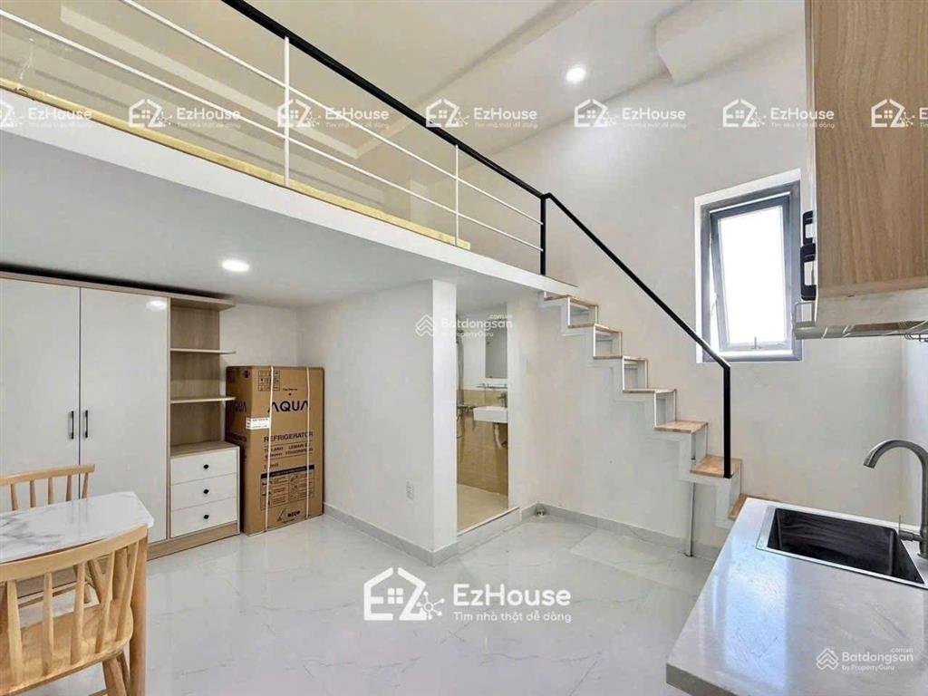 Phòng 35m² full nội thất khu chợ hoàng hoa thám. trống sẵn ở liền