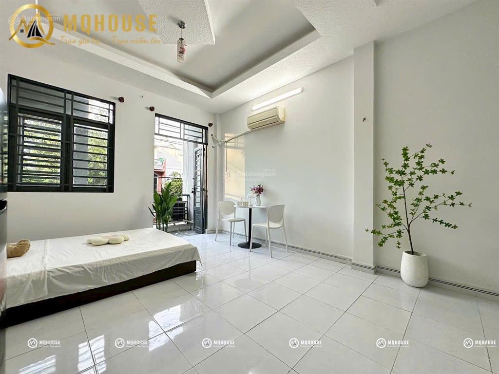 Phòng view đẹp nắng sáng 45m hoàng hoa thám. thang máy
