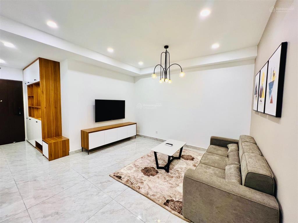 Chính chủ cần bán 3pn paris hoàng kim full nội thất giá tốt giảm ngay 250 triệu chỉ còn 7,850 tỷ.