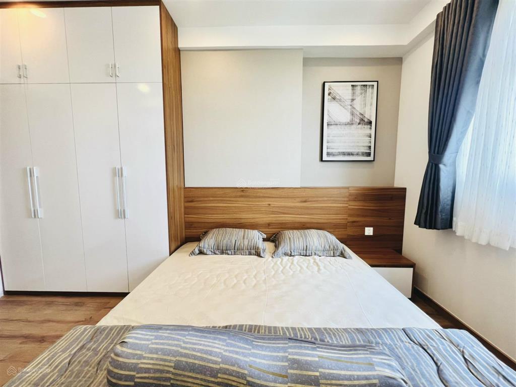 Chính chủ cần bán 3pn paris hoàng kim full nội thất giá tốt giảm ngay 250 triệu chỉ còn 7,850 tỷ.