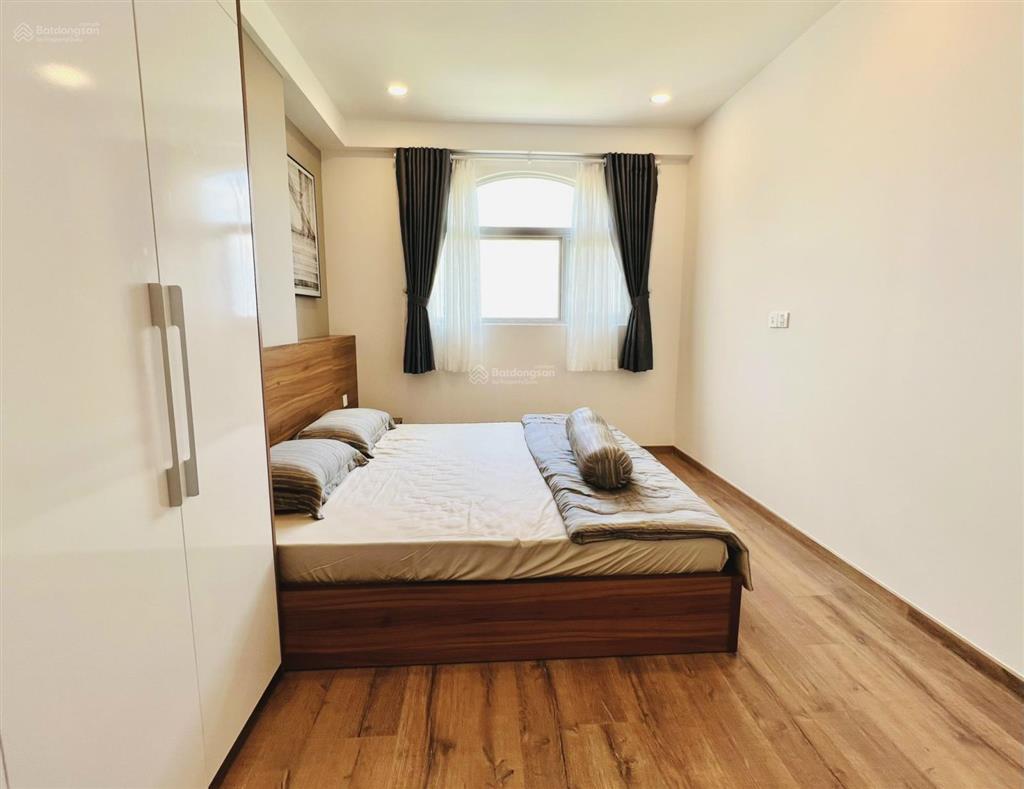 Bán cc 3pn, 79m2 tại paris hoàng kim, 7,9 tỷ vnd