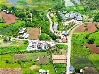 Bán nền biệt thự vuông vức lưng tựa núi thơm view mặt tiền đường đối diện hồ đá bàng chỉ 200m