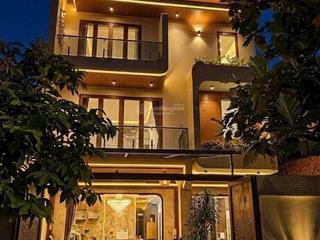 Siêu phẩm cho thuê 40 triệu/ tháng cho thuê biệt thự văn phòng 8pn đường 20m, full nội thất