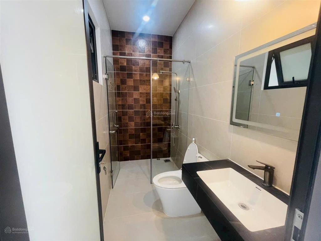 Cho thuê biệt thự mới hiện đại giáp kdc hồng long, gần vạn phúc city hiệp bình phước, thủ đức