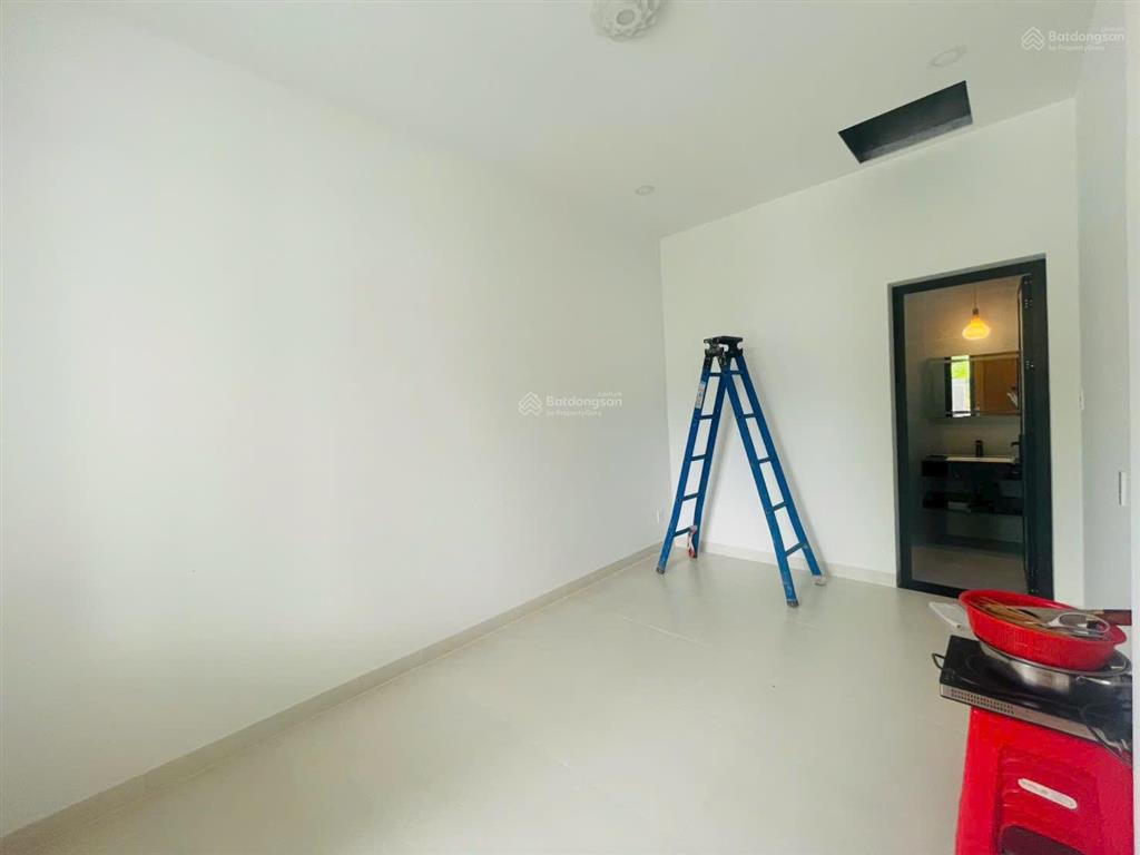 Cho thuê biệt thự mới hiện đại giáp kdc hồng long, gần vạn phúc city hiệp bình phước, thủ đức