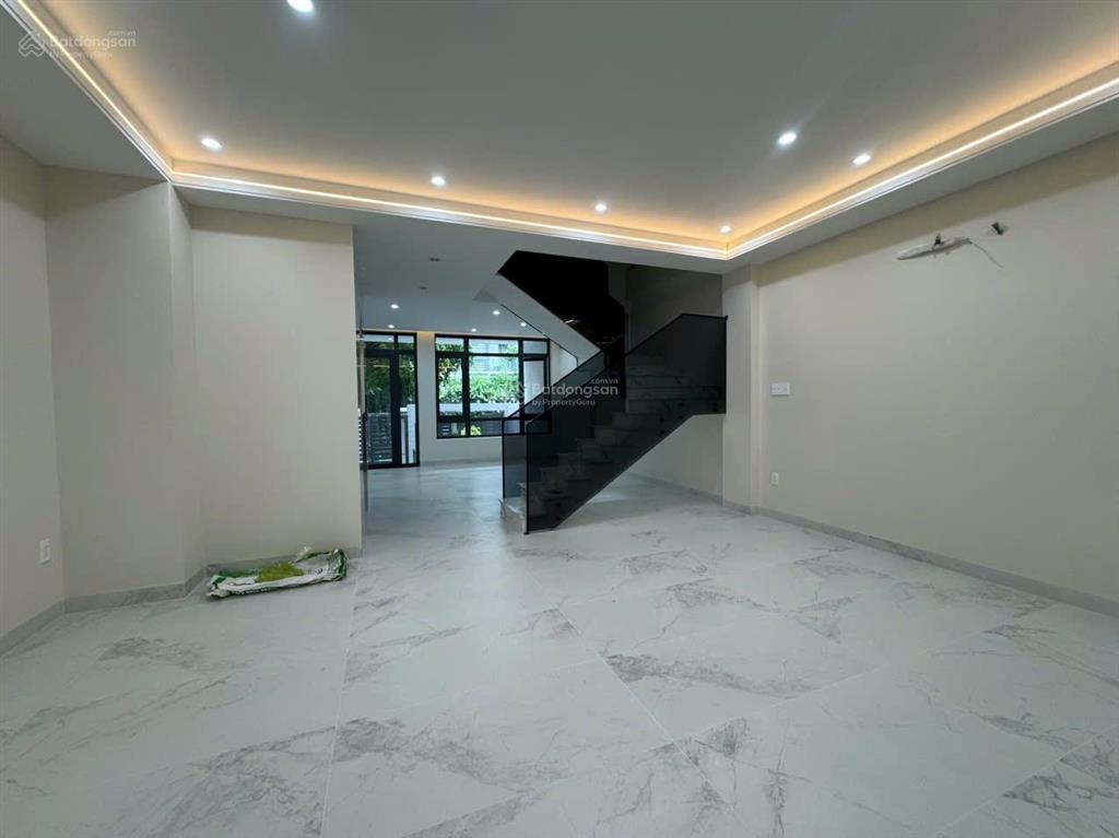 Chỉ 38 triệu/tháng nhà nguyên căn 6x17 mới 100% có thang máy tại vạn phúc city, thủ đức