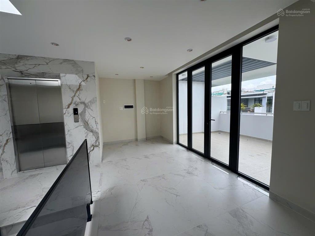 Chỉ 38 triệu/tháng nhà nguyên căn 6x17 mới 100% có thang máy tại vạn phúc city, thủ đức