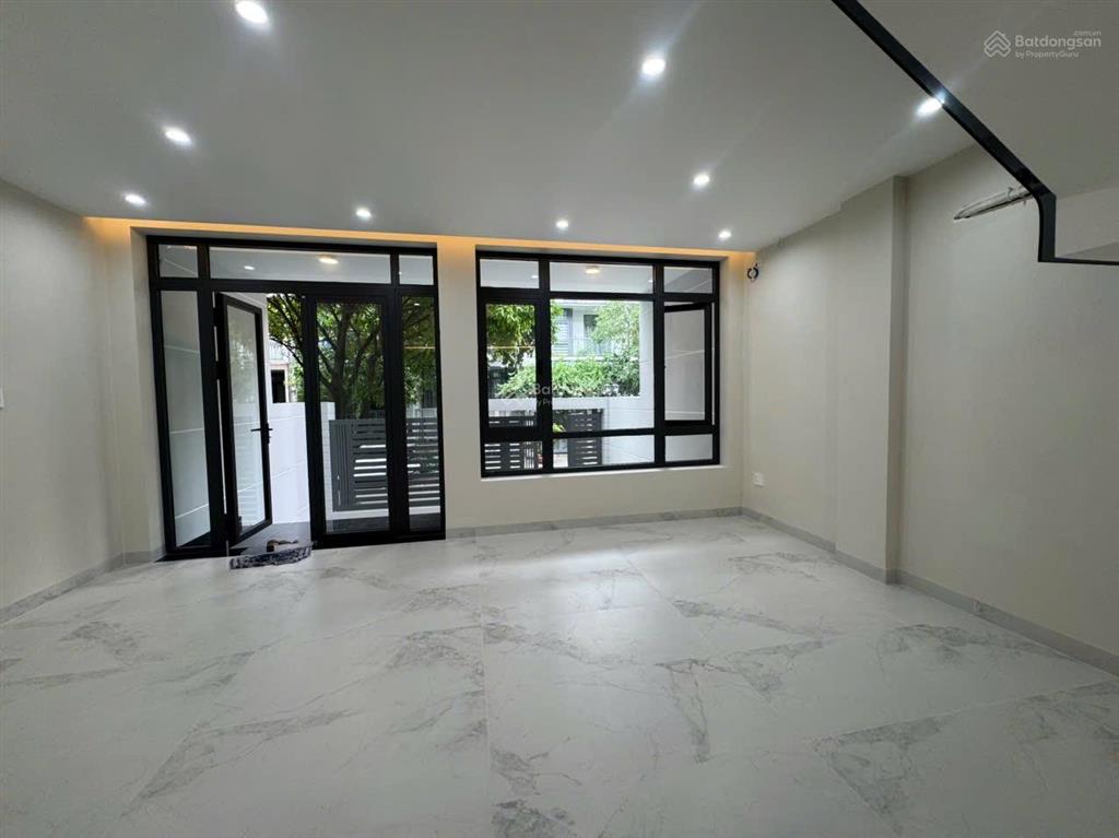 Chỉ 38 triệu/tháng nhà nguyên căn 6x17 mới 100% có thang máy tại vạn phúc city, thủ đức