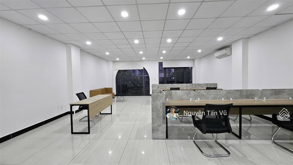 Văn phòng 100m² full nội thất chỉ 15 triệu/tháng vạn phúc city