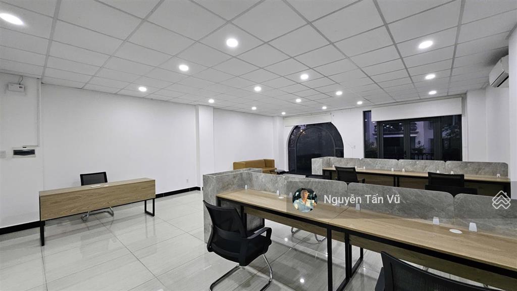 Văn phòng 100m² full nội thất chỉ 15 triệu/tháng vạn phúc city