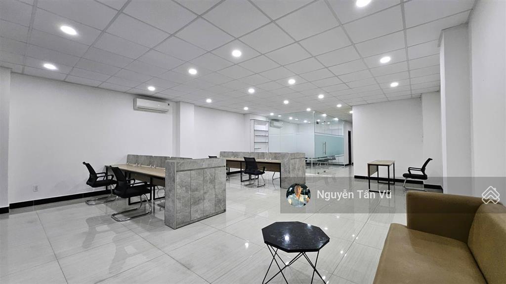 Văn phòng 100m² full nội thất chỉ 15 triệu/tháng vạn phúc city