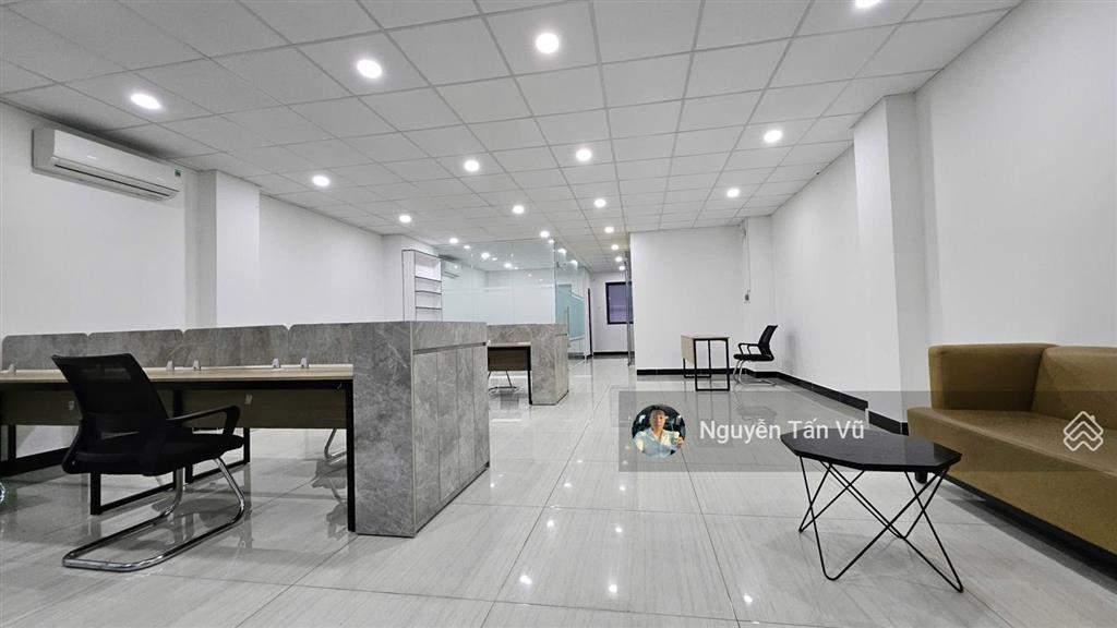 Văn phòng 100m² full nội thất chỉ 15 triệu/tháng vạn phúc city