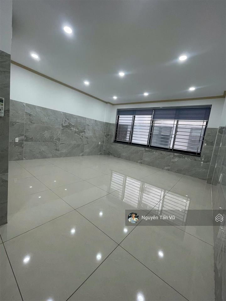 Cho thuê văn phòng vạn phúc city giá chỉ 5 triệu/tháng