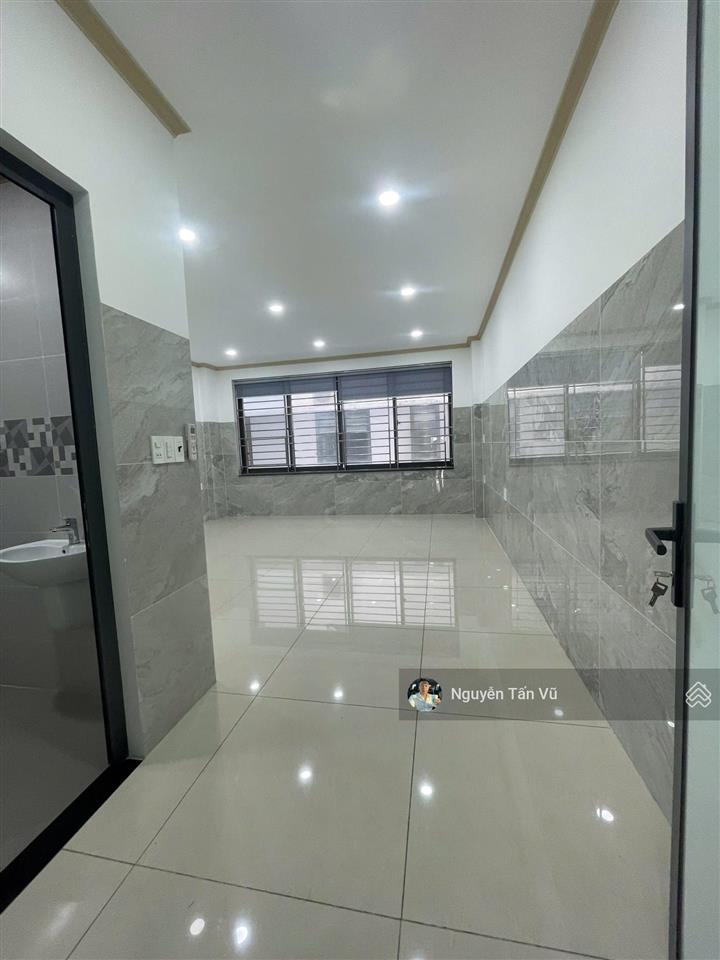 Cho thuê văn phòng vạn phúc city giá chỉ 5 triệu/tháng