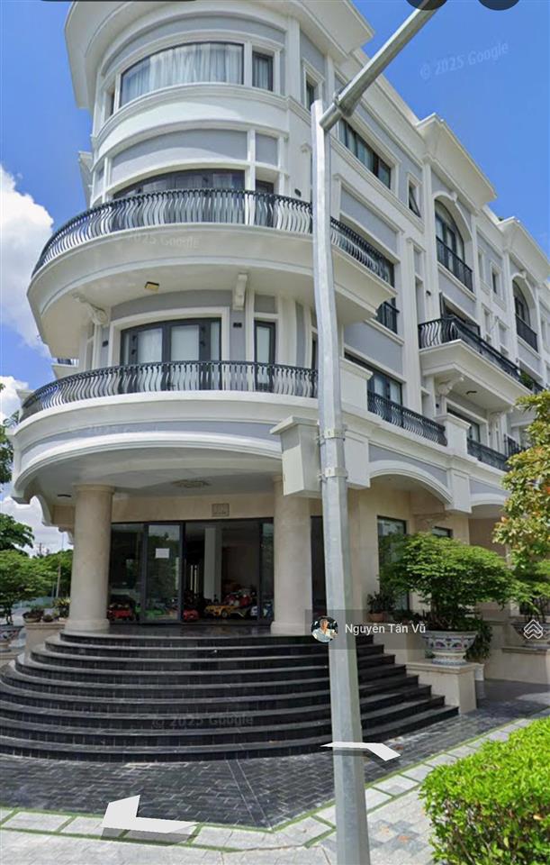 Cho thuê tòa nhà, căn góc 2 mặt tiền 1200m2 giá 150 triệu/tháng tại vạn phúc city