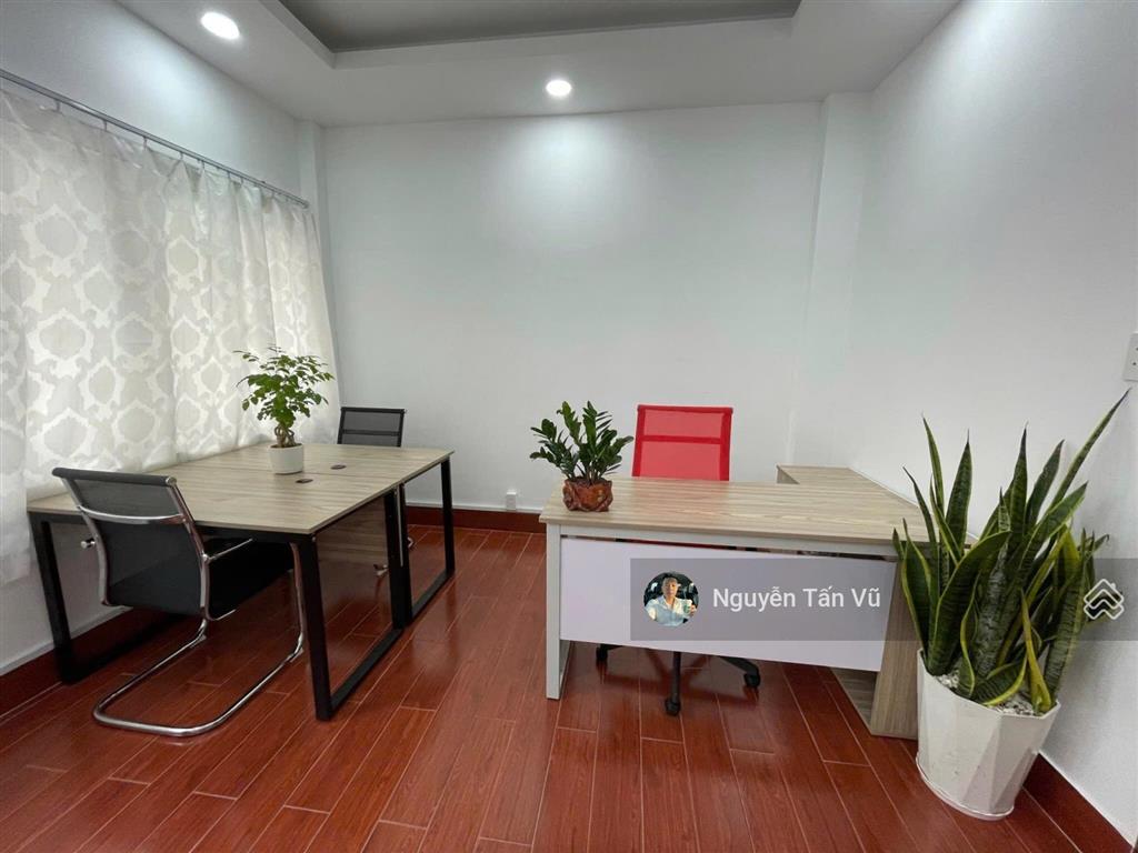 Cho thuê văn phòng 42m2 full nội thất bao gồm tất cả chi phí chỉ 8,5tr/tháng tại vạn phúc city