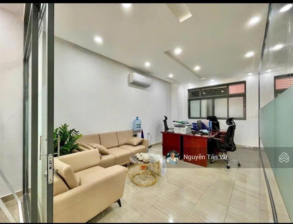 Cho thuê văn phòng 70m2 có ban công giá chỉ 9tr9 tại vạn phúc city