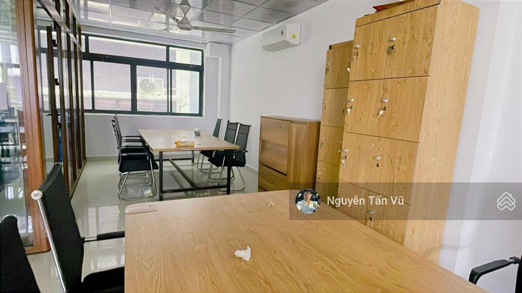 Cho thuê văn phòng 80m2 setup full nội thất 20  30nv giá chỉ 13 triệu tại vạn phúc city