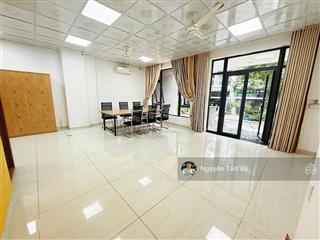 Văn phòng tầng trệt 80m2 full nội thất giá chỉ 14 triệu/tháng tại vạn phúc city