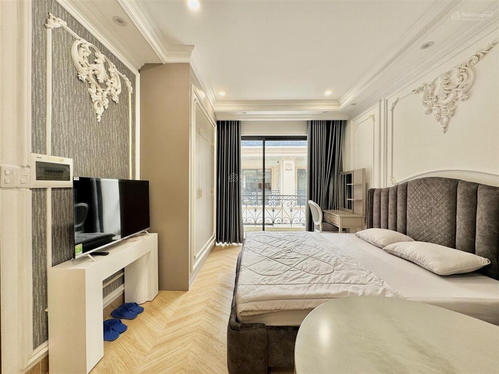 Chỉ 8,7tr chdv 45m2 full nội thất cao cấp tại vạn phúc city.