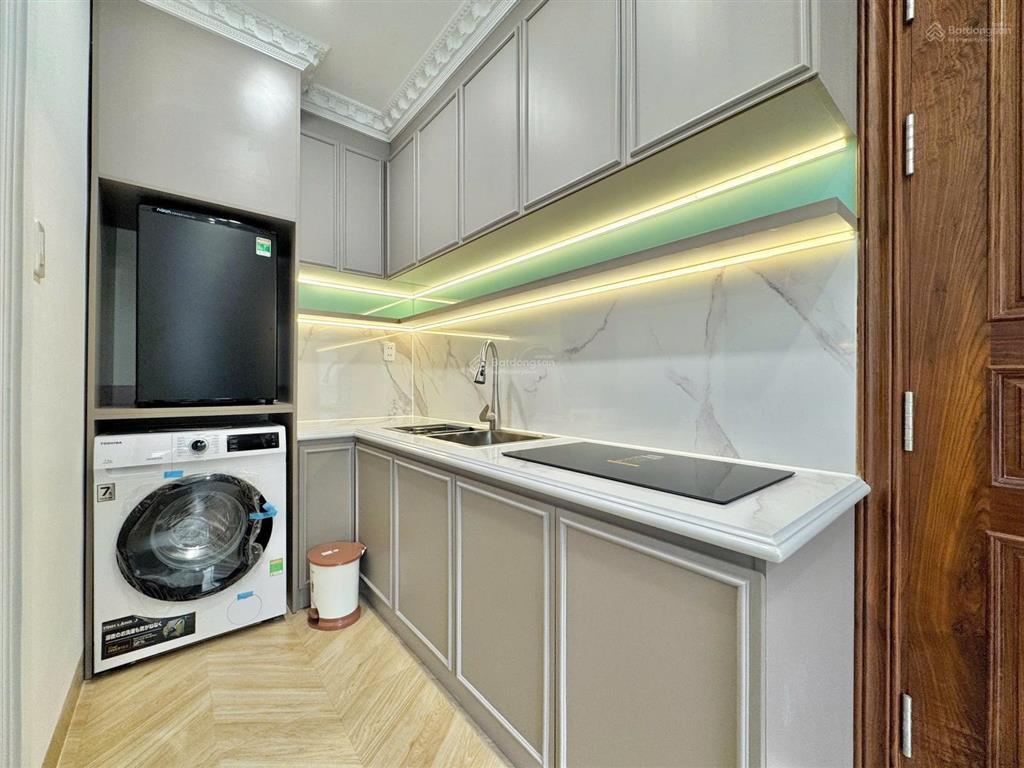 Chỉ 8,7tr chdv 45m2 full nội thất cao cấp tại vạn phúc city.