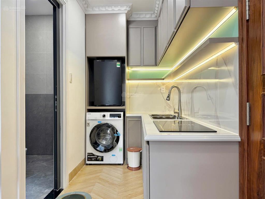 Chỉ 8,7tr chdv 45m2 full nội thất cao cấp tại vạn phúc city.